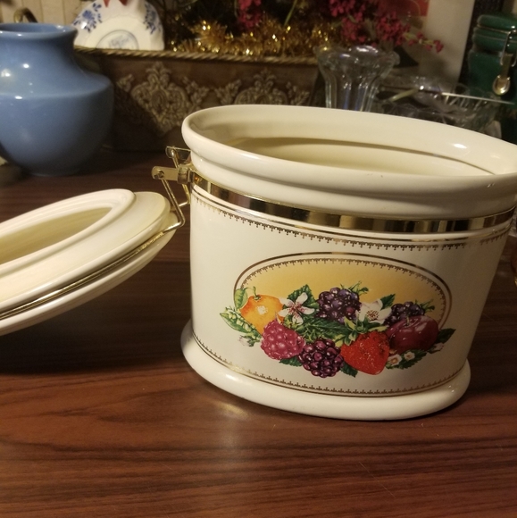 Kitchen stuff - Picture 5 of 8